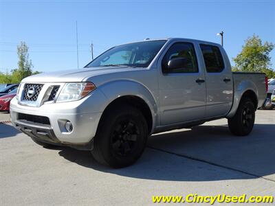 2013 Nissan Frontier SV  4.0L V6 4X4 - Photo 3 - Cincinnati, OH 45255