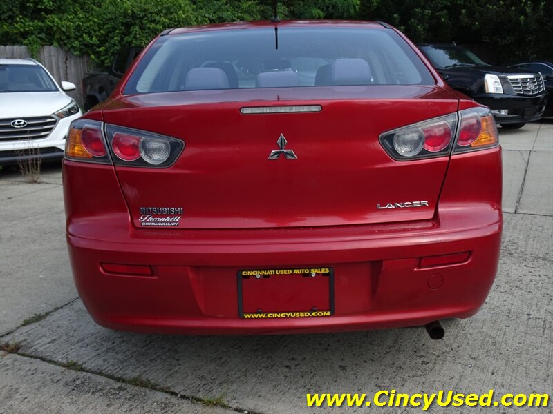 2015 Mitsubishi Lancer ES - Photo 8 - Cincinnati, OH 45255