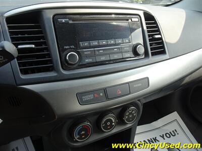 2015 Mitsubishi Lancer ES - Photo 18 - Cincinnati, OH 45255