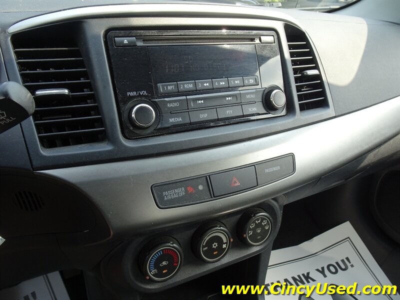 2015 Mitsubishi Lancer ES - Photo 18 - Cincinnati, OH 45255