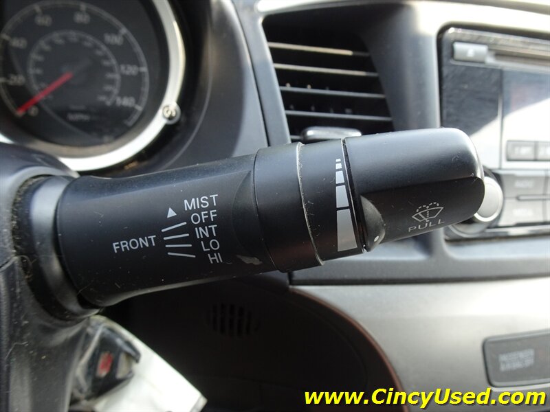 2015 Mitsubishi Lancer ES - Photo 24 - Cincinnati, OH 45255