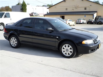 2000 Audi A4   - Photo 1 - Cincinnati, OH 45255