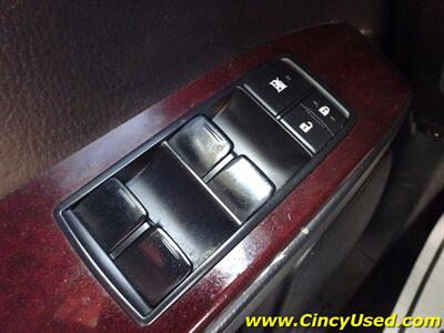 2015 Lexus GX 460   - Photo 27 - Cincinnati, OH 45255