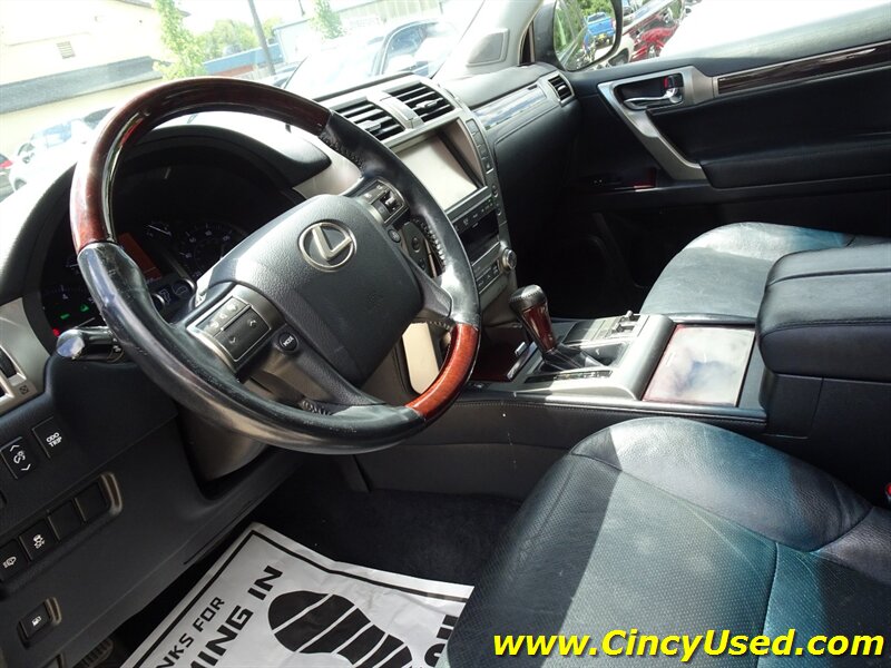 2015 Lexus GX 460 - Photo 13 - Cincinnati, OH 45255