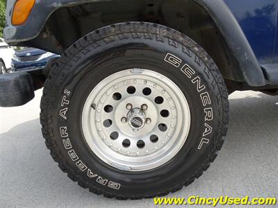 2002 Jeep Wrangler SE   - Photo 25 - Cincinnati, OH 45255