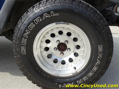 2002 Jeep Wrangler SE   - Photo 26 - Cincinnati, OH 45255