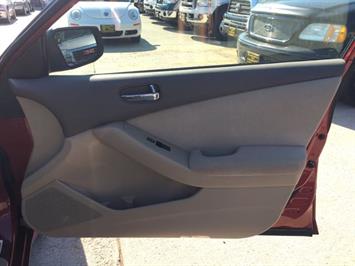 2009 Nissan Altima 2.5 S - Photo 21 - Cincinnati, OH 45255