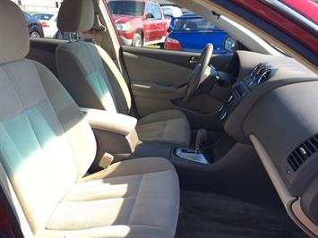 2009 Nissan Altima 2.5 S - Photo 8 - Cincinnati, OH 45255