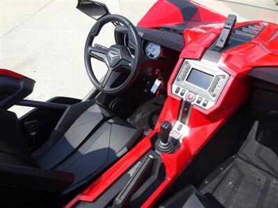 2016 Polaris Slingshot   - Photo 46 - Cincinnati, OH 45255