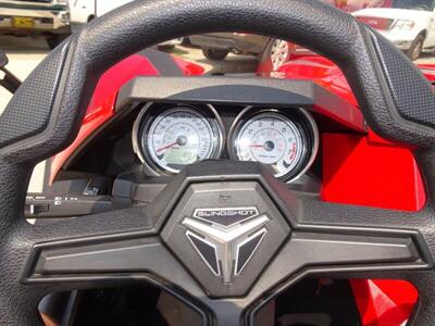 2016 Polaris Slingshot   - Photo 100 - Cincinnati, OH 45255