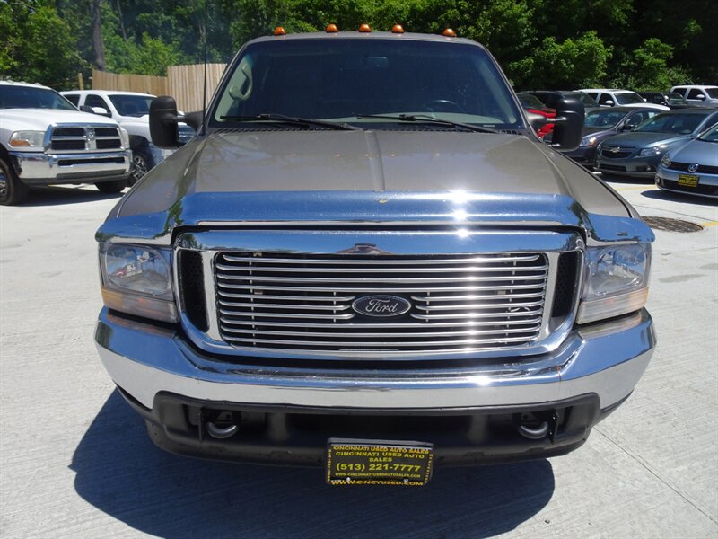 2002 Ford F-350 Super Duty XLT Powerstroke RWD - Photo 2 - Cincinnati, OH 45255