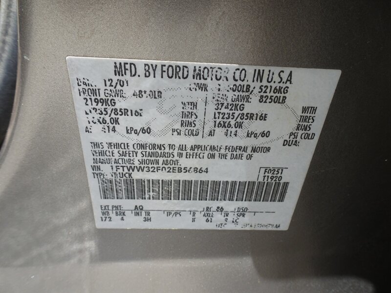2002 Ford F-350 Super Duty XLT Powerstroke RWD - Photo 32 - Cincinnati, OH 45255