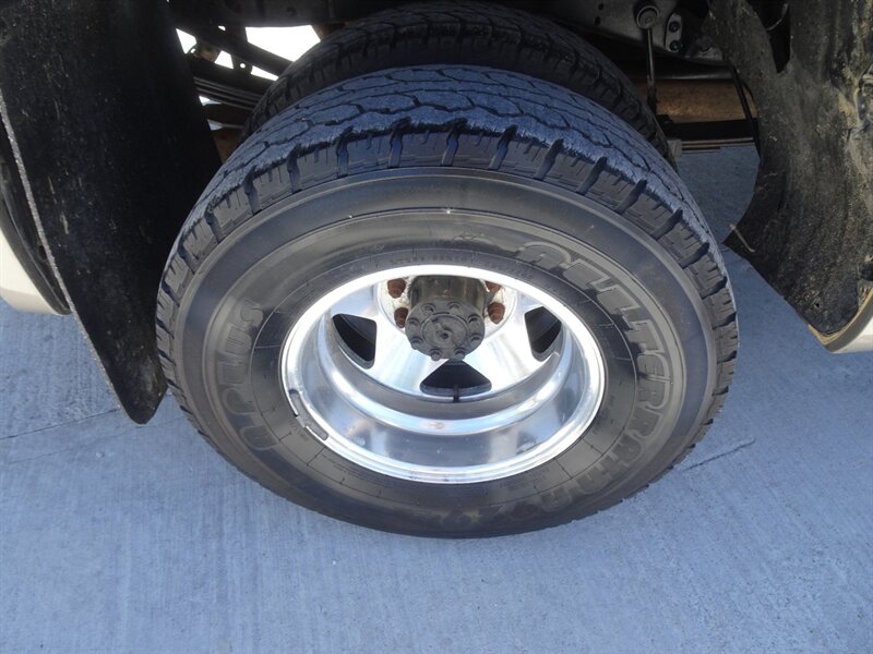 2002 Ford F-350 Super Duty XLT Powerstroke RWD - Photo 29 - Cincinnati, OH 45255