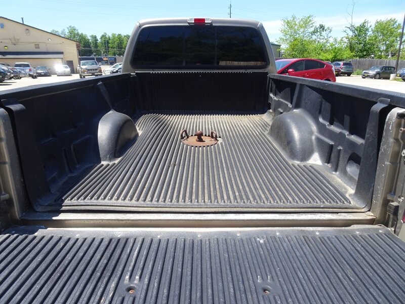 2002 Ford F-350 Super Duty XLT Powerstroke RWD - Photo 25 - Cincinnati, OH 45255