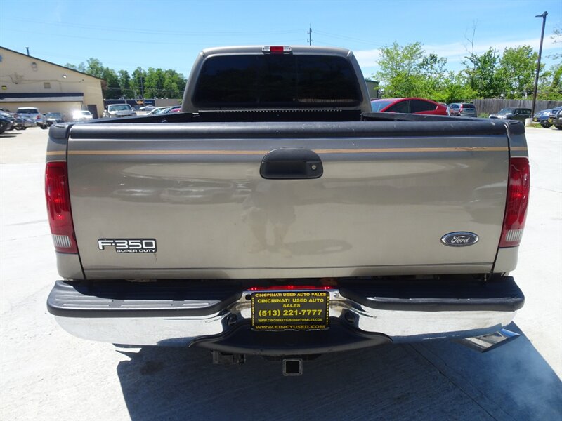 2002 Ford F-350 Super Duty XLT Powerstroke RWD - Photo 5 - Cincinnati, OH 45255