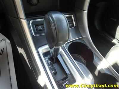 2019 Subaru Ascent Limited 8-Passenger   - Photo 19 - Cincinnati, OH 45255
