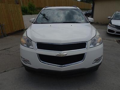 2011 Chevrolet Traverse LT  3.6L V6 AWD - Photo 2 - Cincinnati, OH 45255