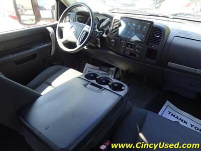 2013 Chevrolet Silverado 2500 LT - Photo 14 - Cincinnati, OH 45255