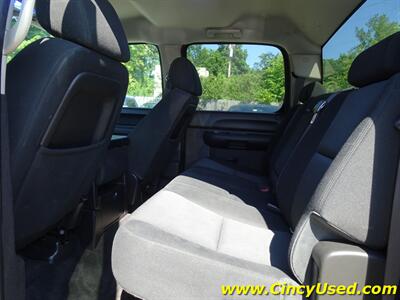 2013 Chevrolet Silverado 2500 LT - Photo 12 - Cincinnati, OH 45255