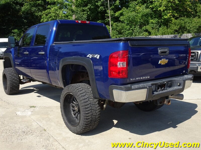 2013 Chevrolet Silverado 2500 LT - Photo 8 - Cincinnati, OH 45255