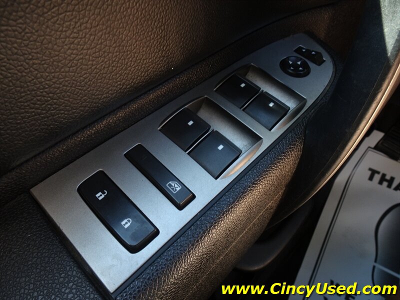 2013 Chevrolet Silverado 2500 LT - Photo 21 - Cincinnati, OH 45255