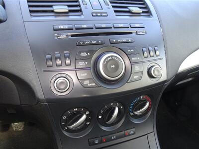 2012 Mazda Mazda3 i Sport   - Photo 20 - Cincinnati, OH 45255