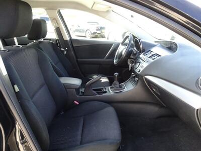 2012 Mazda Mazda3 i Sport   - Photo 10 - Cincinnati, OH 45255