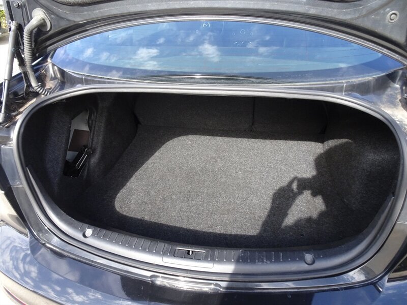 2012 Mazda Mazda3 i Sport   - Photo 26 - Cincinnati, OH 45255