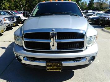 2003 Dodge Ram Pickup 3500 SLT   - Photo 2 - Cincinnati, OH 45255