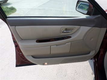 2000 Toyota Avalon XLS   - Photo 21 - Cincinnati, OH 45255