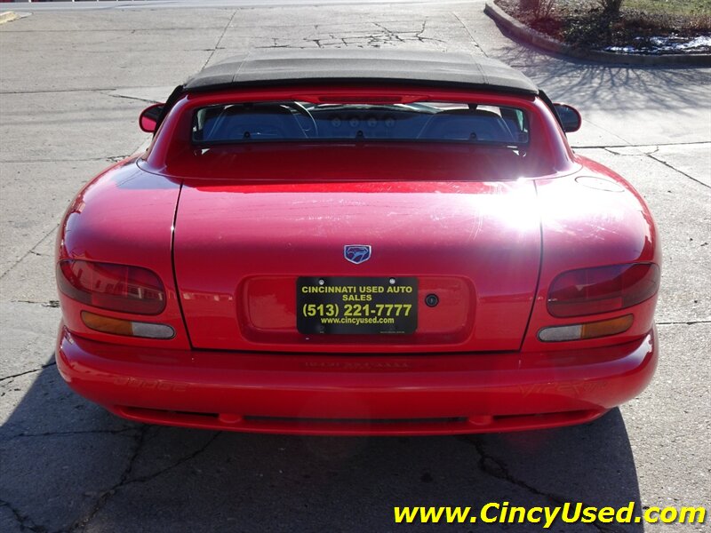 1995 Dodge Viper null photo 12