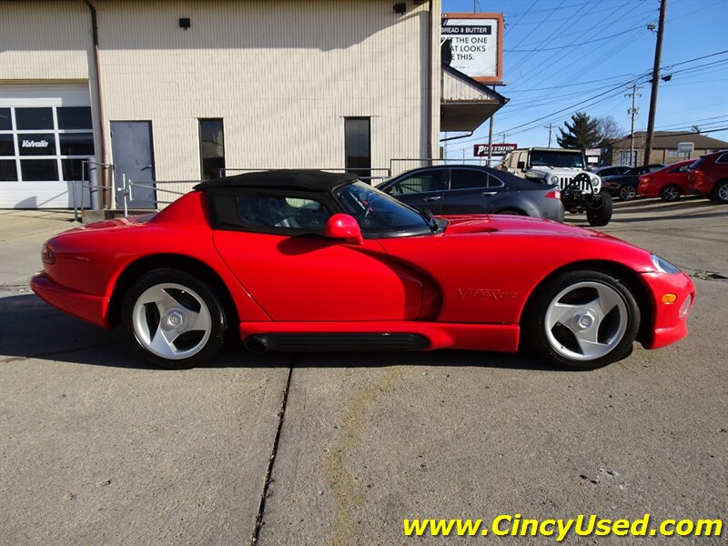 1995 Dodge Viper null photo 10