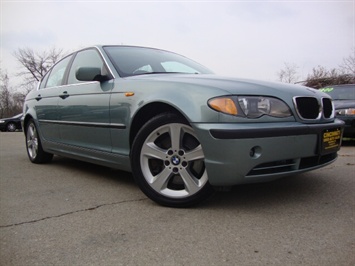 2004 BMW 330xi   - Photo 10 - Cincinnati, OH 45255