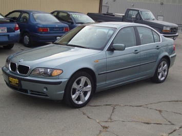 2004 BMW 330xi   - Photo 3 - Cincinnati, OH 45255