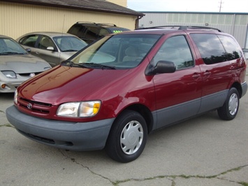 2000 Toyota Sienna LE   - Photo 3 - Cincinnati, OH 45255