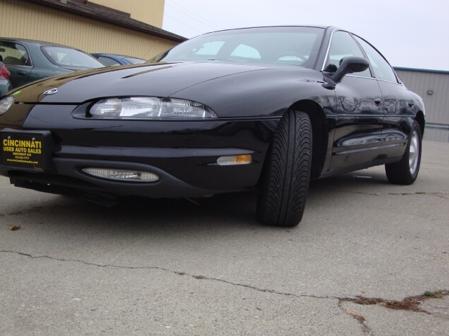 1998 Oldsmobile Aurora - Photo 12 - Cincinnati, OH 45255
