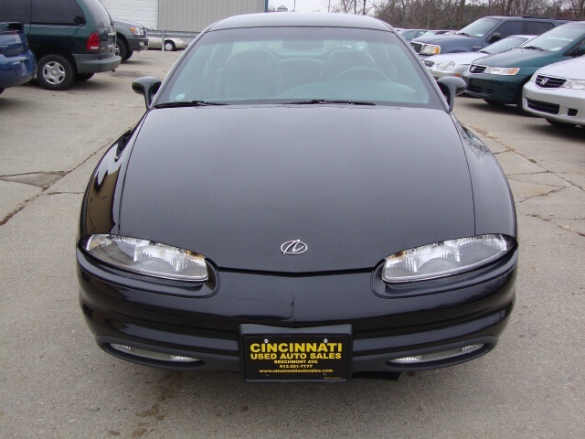 1998 Oldsmobile Aurora - Photo 2 - Cincinnati, OH 45255