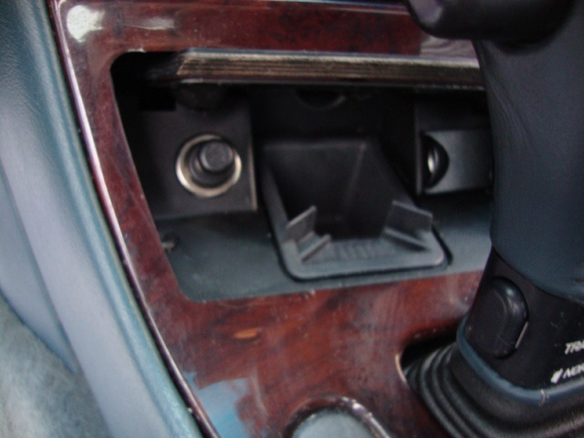 1998 Oldsmobile Aurora - Photo 21 - Cincinnati, OH 45255