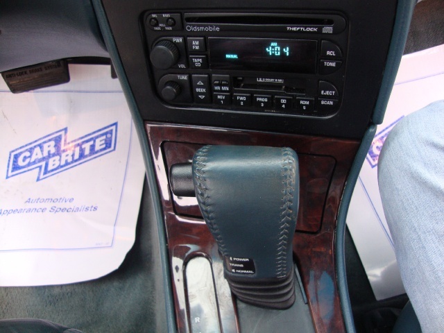 1998 Oldsmobile Aurora - Photo 14 - Cincinnati, OH 45255