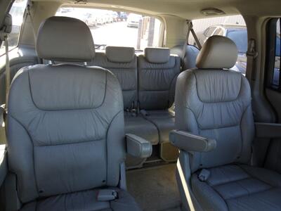 2005 Honda Odyssey EX-L w/DVD  3.5L V6 FWD - Photo 13 - Cincinnati, OH 45255