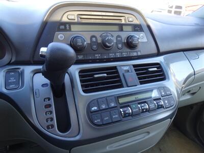 2005 Honda Odyssey EX-L w/DVD  3.5L V6 FWD - Photo 14 - Cincinnati, OH 45255
