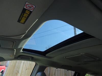 2005 Honda Odyssey EX-L w/DVD  3.5L V6 FWD - Photo 21 - Cincinnati, OH 45255