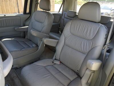 2005 Honda Odyssey EX-L w/DVD  3.5L V6 FWD - Photo 11 - Cincinnati, OH 45255