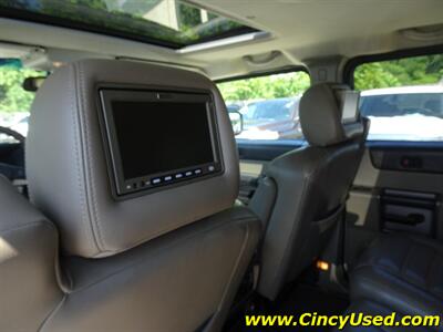 2004 Hummer H2 - Photo 14 - Cincinnati, OH 45255