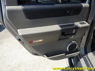 2004 Hummer H2 - Photo 31 - Cincinnati, OH 45255