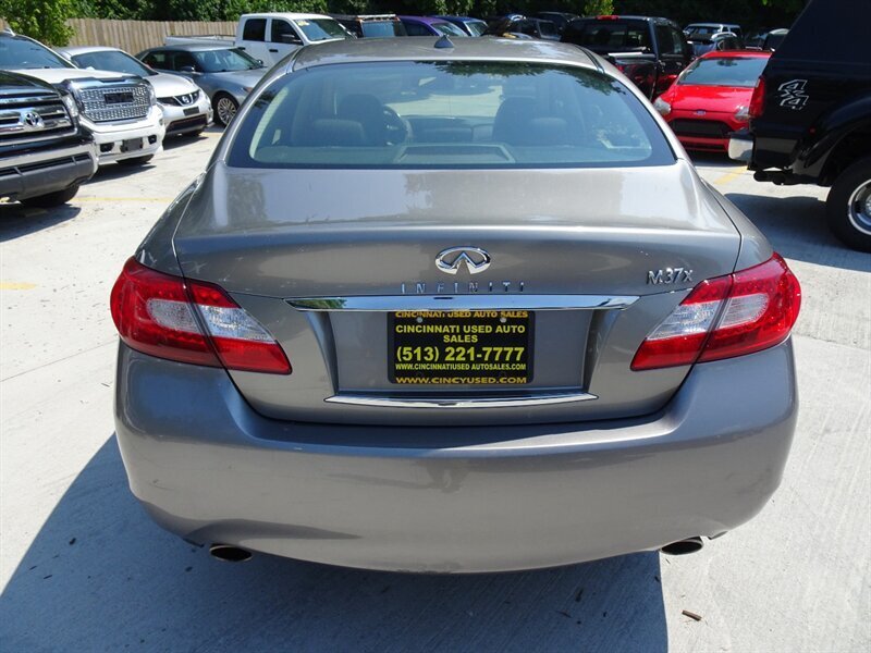 2011 INFINITI M37 x 3.7L V6 AWD - Photo 10 - Cincinnati, OH 45255