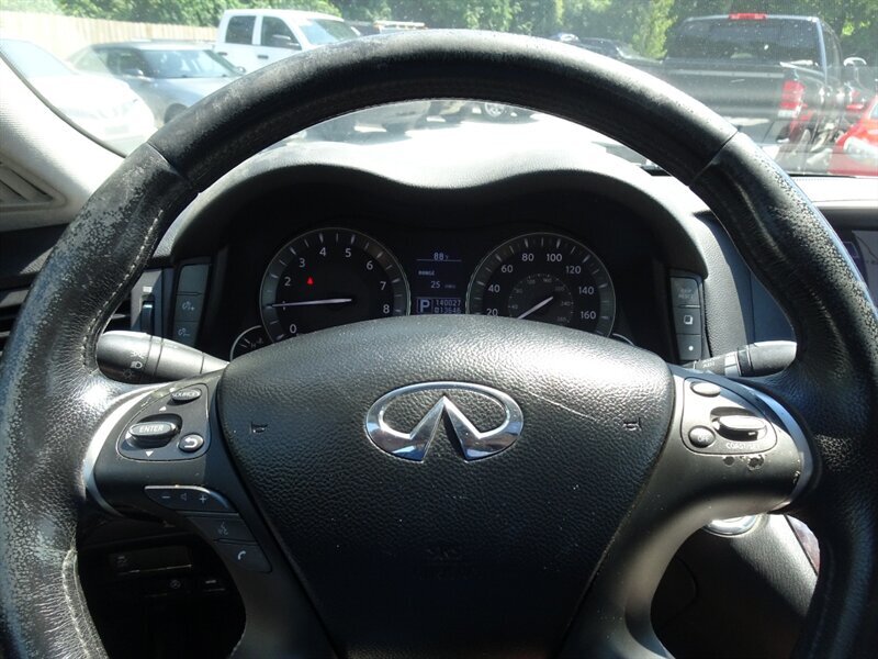 2011 INFINITI M37 x 3.7L V6 AWD - Photo 35 - Cincinnati, OH 45255