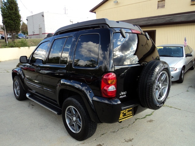 2003 Jeep Liberty Renegade - Photo 4 - Cincinnati, OH 45255