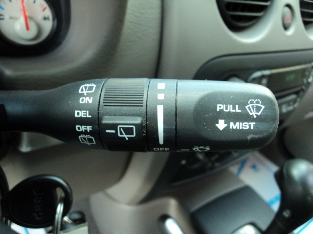 2003 Jeep Liberty Renegade - Photo 15 - Cincinnati, OH 45255