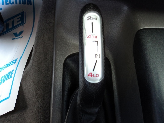 2003 Jeep Liberty Renegade - Photo 20 - Cincinnati, OH 45255